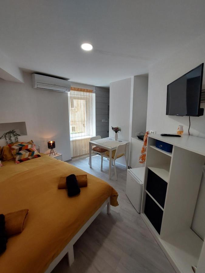 Studio Cebelica Piran Luaran gambar